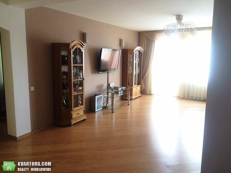 Rent out 3-room apartment. Киев,  Чаадаева — photo 2