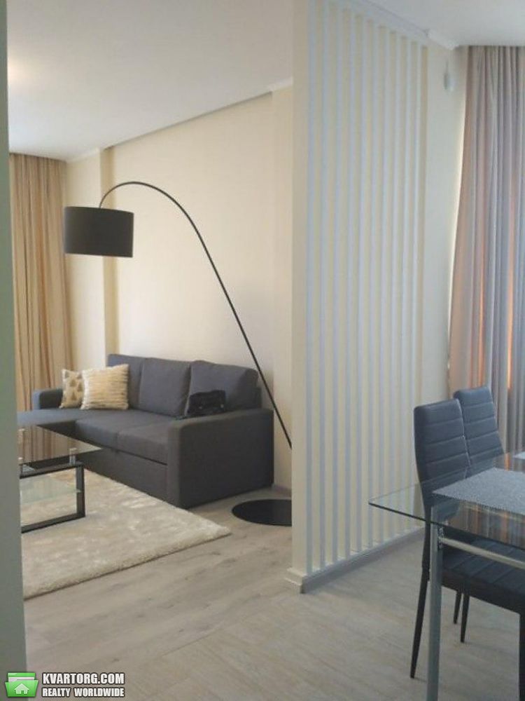 Rent out 2-room apartment. Киев,  Руданского — photo 1