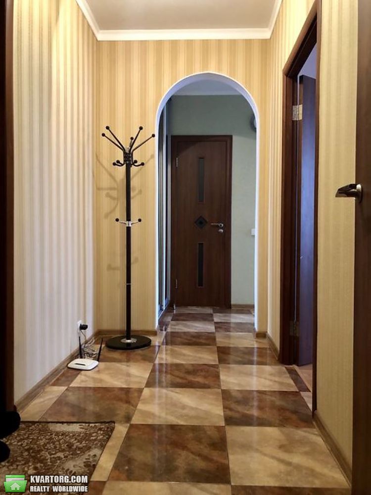 Rent out 2-room apartment. Киев,  Мишуги — photo 9