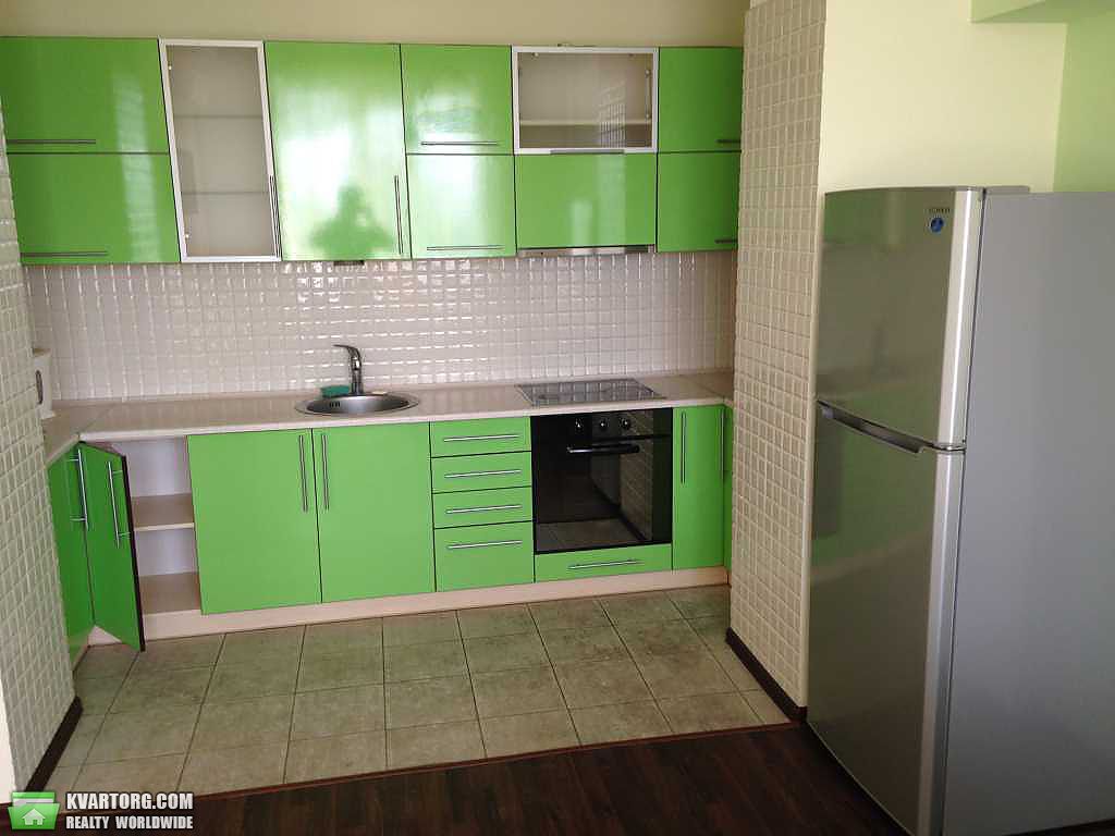 Rent out 2-room apartment. Киев, Щорса — photo 6