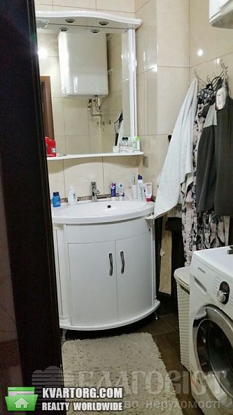 Sell 3-room apartment. Киев, Урловская — photo 9