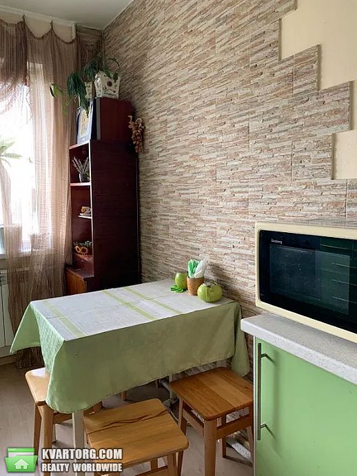 Sell 3-room apartment. Киев,  Лятошинского — photo 2