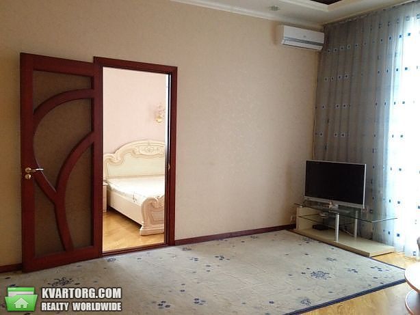 Rent out 2-room apartment. Киев, Артема — photo 7