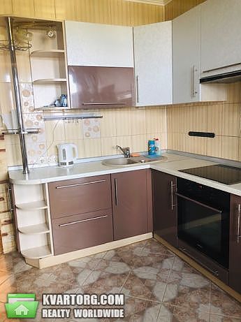 Rent out 3-room apartment. Киев,  Наумова — photo 3