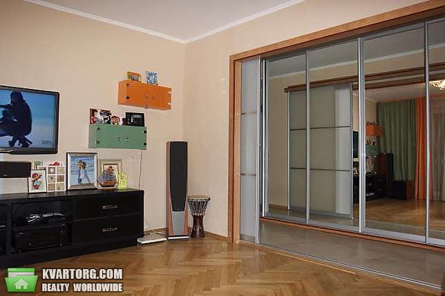 Sell 3-room apartment. Киев,  Приречная — photo 5