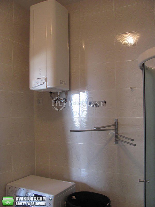 Rent out 2-room apartment. Киев,  Дарвина — photo 10