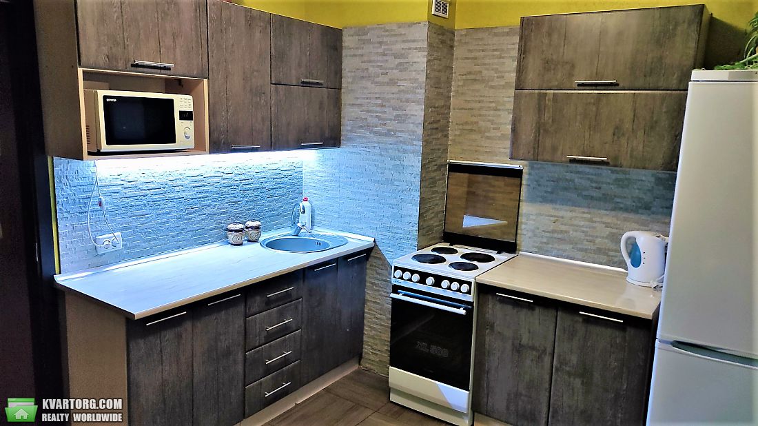 Rent out 1-room apartment. Киев, Здолбуновская — photo 7