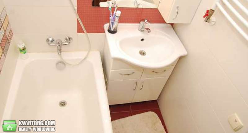 Rent out 2-room apartment. Киев,  Леси Украинки бул — photo 7