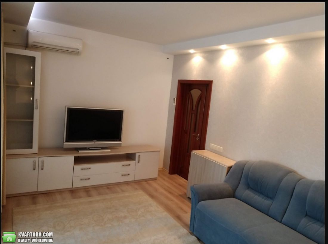Rent out 2-room apartment. Киев,  Драгоманова — photo 5