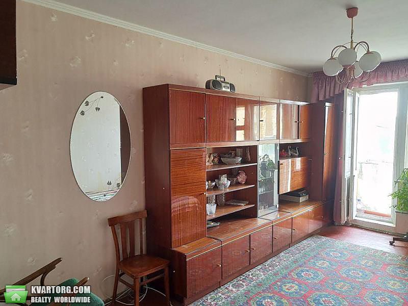 Sell 1-room apartment. Киев,  Захаровская — photo 1