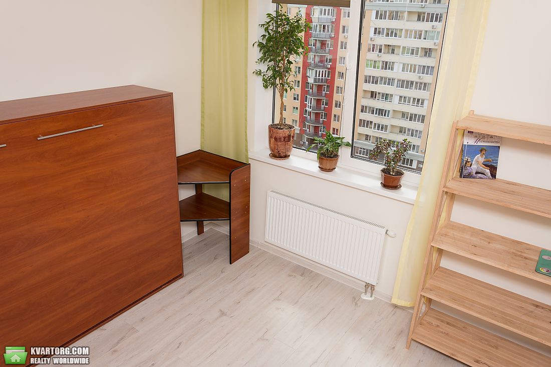 Rent out 1-room apartment. Киев,  Ломоносова — photo 9