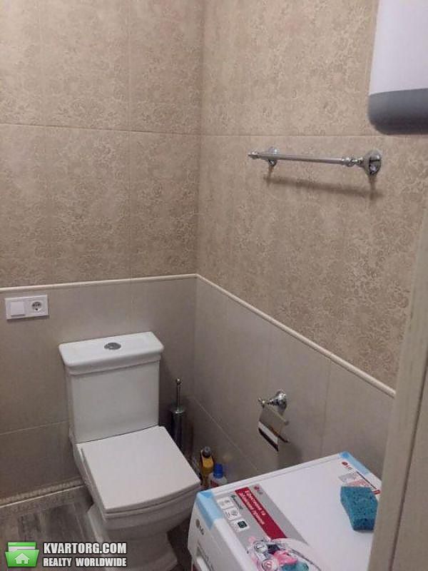 Rent out 2-room apartment. Киев,  Златоустовская — photo 9