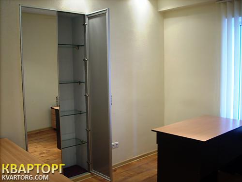 Rent out office. Киев, Михайловская — photo 1