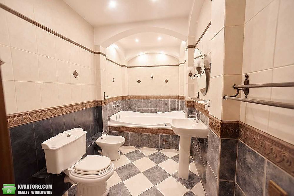 Rent out 4-room apartment. Киев,  Гончара — photo 7