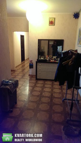 Sell 3-room apartment. Киев,  Срибнокильская — photo 1