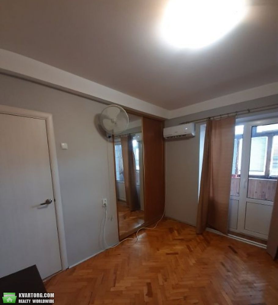 Rent out 1-room apartment. Киев,  Кривоноса — photo 5