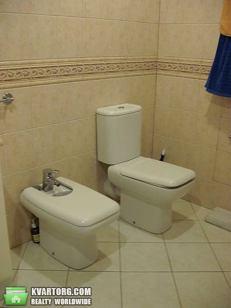 Rent out 4-room apartment. Киев, Героев Сталинграда пр — photo 8