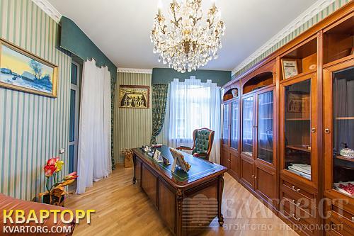 Sell 4-room apartment. Киев,  Старонаводницкая — photo 1