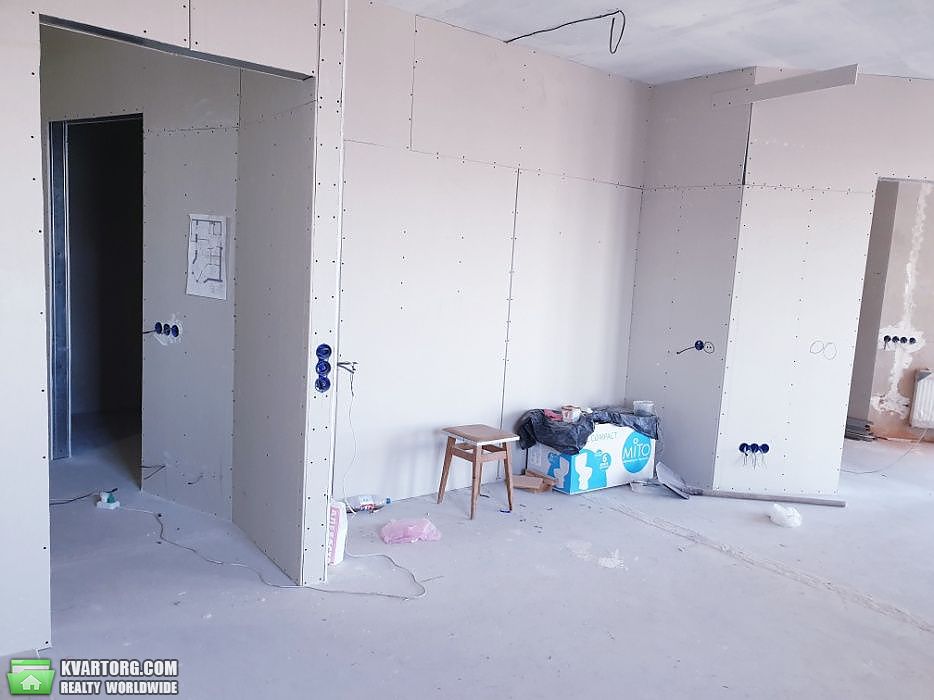 Sell 2-room apartment. Киев,  Новомостицкая — photo 2