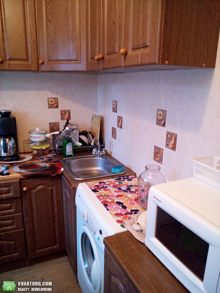 Rent out 1-room apartment. Киев,  Дегтяревская — photo 4