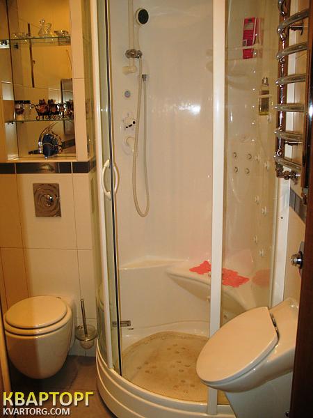 Rent out 3-room apartment. Киев,  Воровского — photo 7