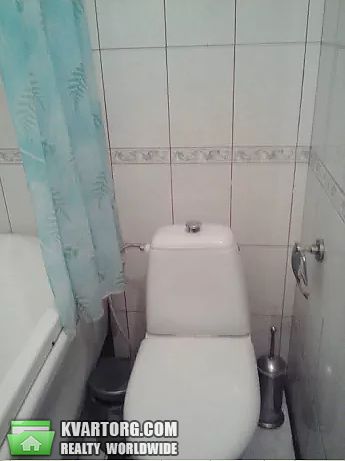 Rent out 2-room apartment. Киев,  Сортировочная — photo 1