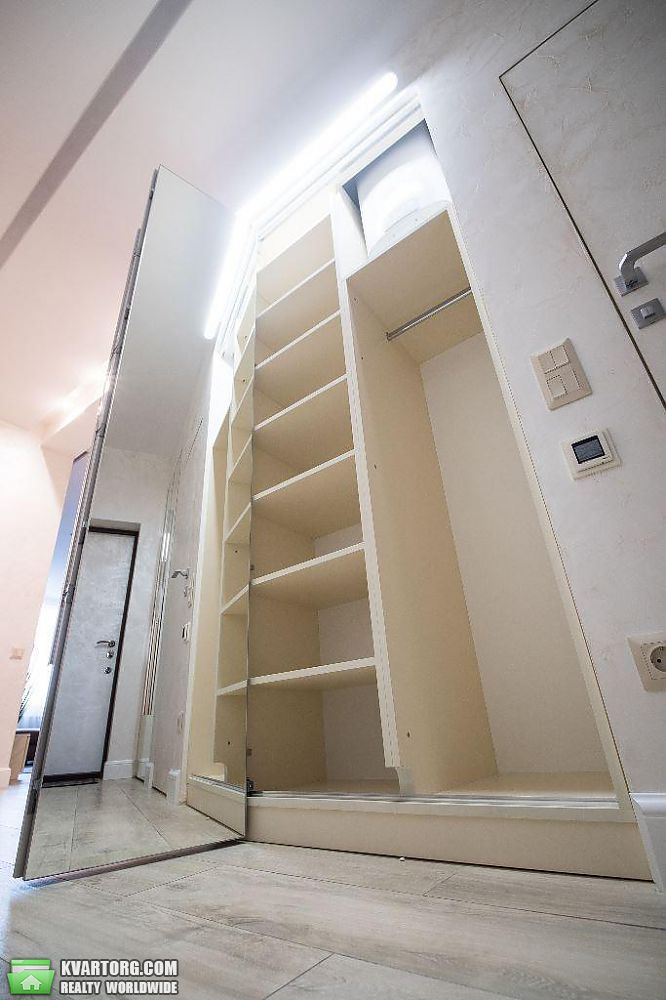 Rent out 2-room apartment. Киев,  Саксаганского — photo 7