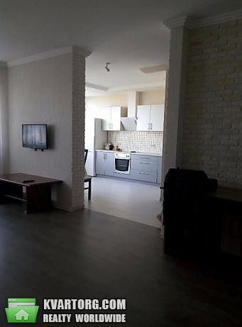 Rent out 1-room apartment. Киев,  Харьковское шоссе — photo 1