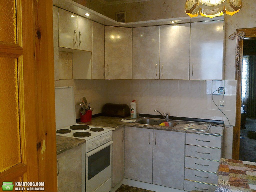 Rent out 2-room apartment. Киев,  Лаврухина — photo 6