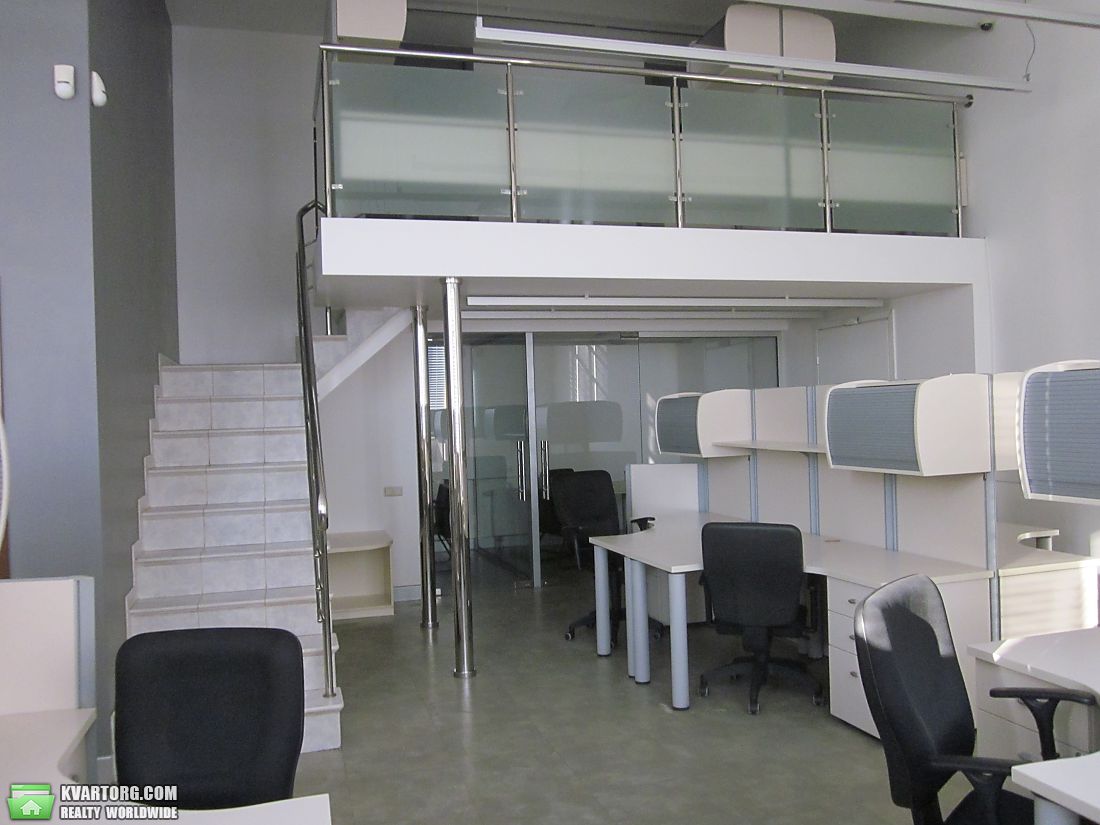 Rent out office. Киев, Жилянская — photo 4