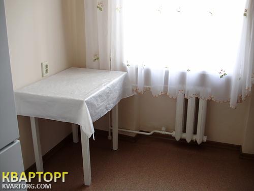 Rent out 1-room apartment. Киев,  Ярославская — photo 2
