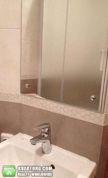Rent out 1-room apartment. Киев, Копыловская — photo 1