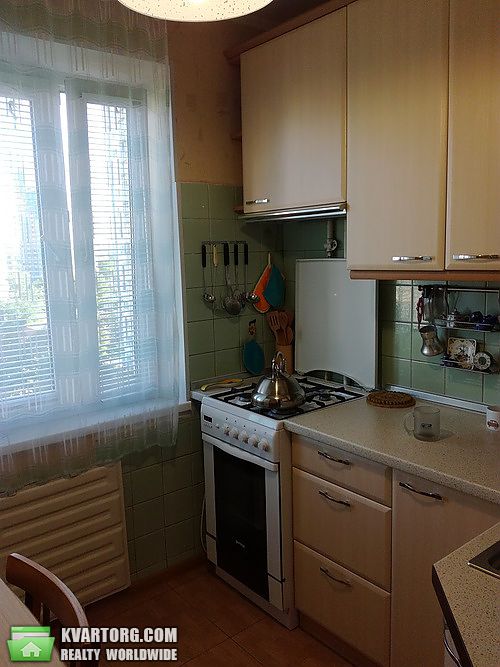 Sell 2-room apartment. Киев,  Богатырская — photo 1
