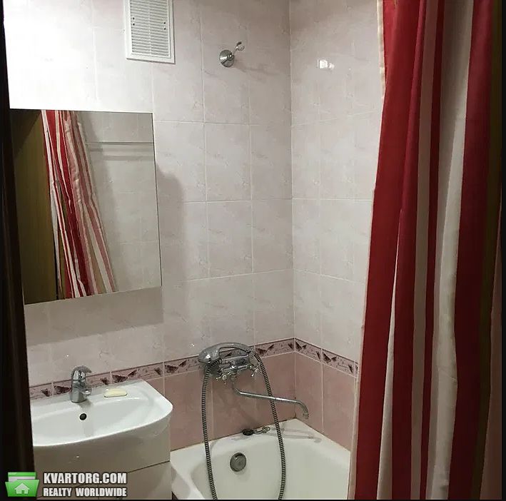 Rent out 3-room apartment. Киев,  Энтузиастов — photo 7