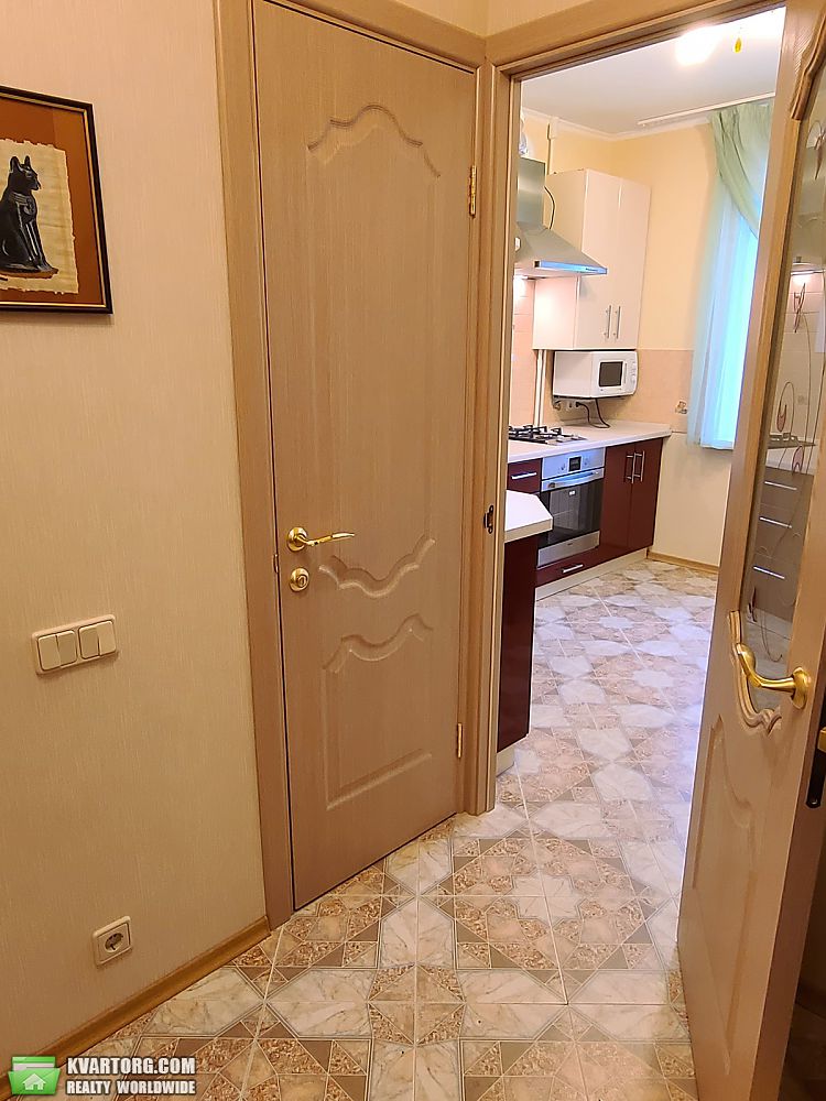 Sell 1-room apartment. Киев,  Огородная — photo 3
