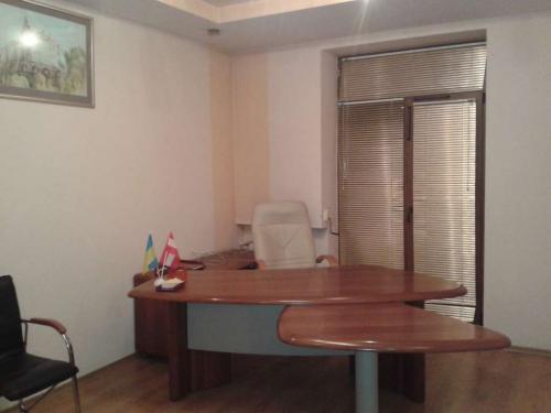 Sell office. Львов, Вітовського — photo 4