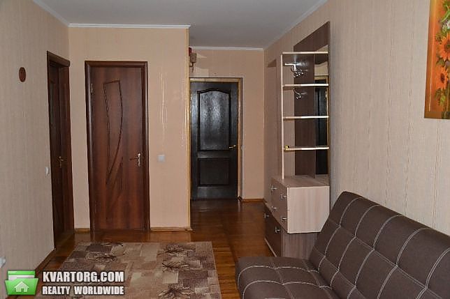 Rent out 3-room apartment. Киев, Героев Сталинграда просп. — photo 4