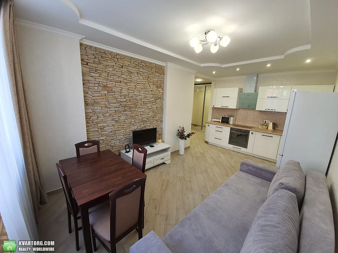 Sell 2-room apartment. Киев,  Ломоносова — photo 1