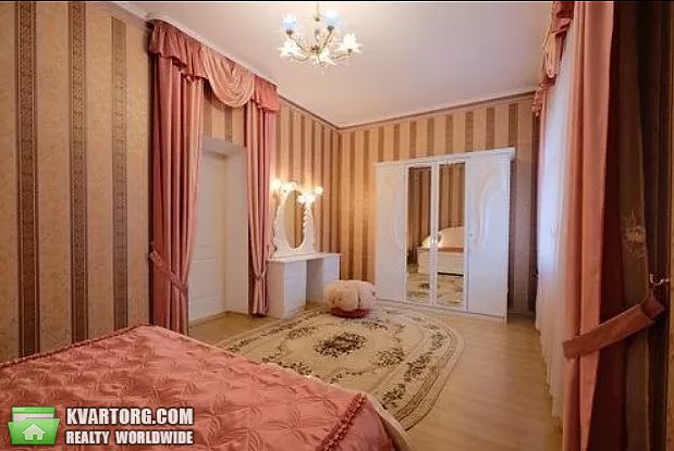 Rent out 3-room apartment. Киев,  Туровская — photo 4