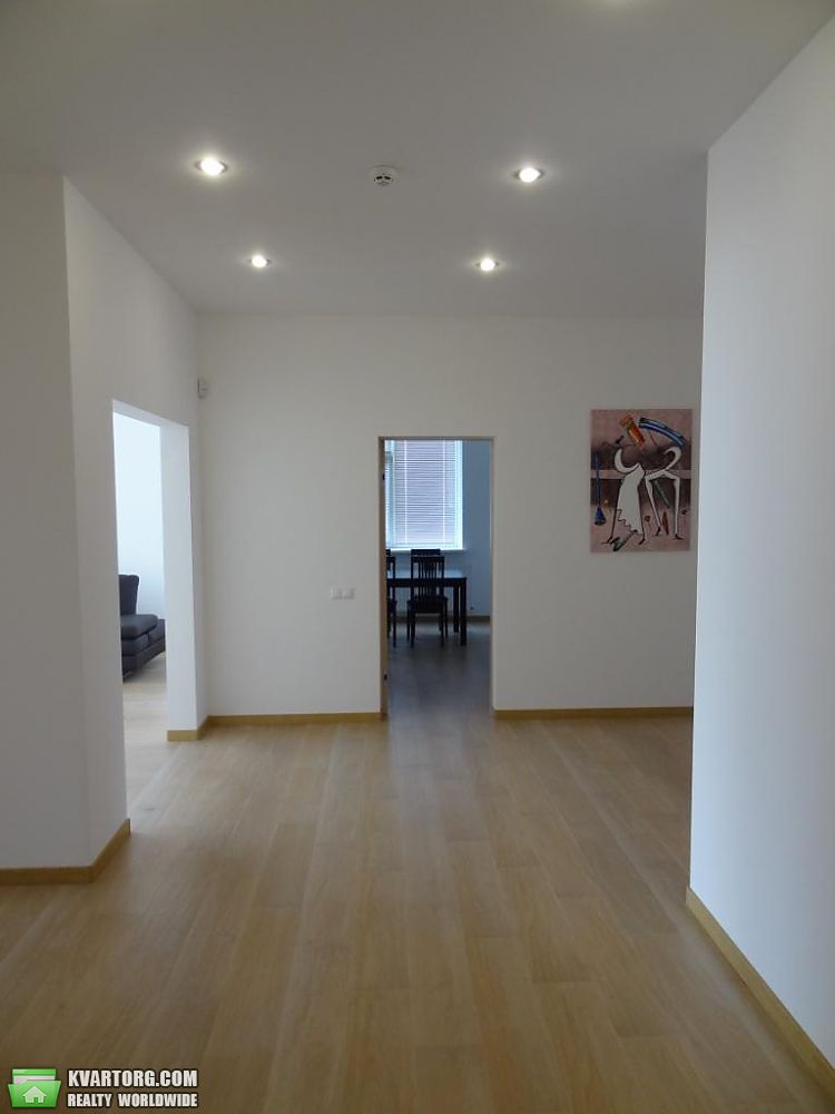 Rent out 4-room apartment. Киев,  Старонаводницкая — photo 5