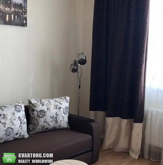 Rent out 2-room apartment. Киев, Полевая — photo 2