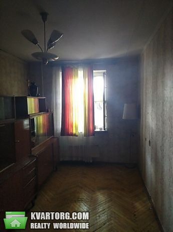 Sell 4-room apartment. Киев,  Вересневая — photo 2