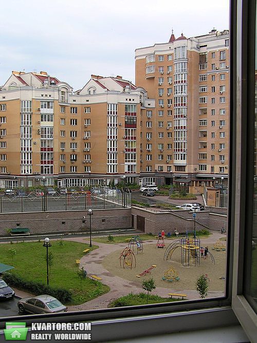 Rent out 1-room apartment. Киев, Героев Сталинграда пр — photo 9
