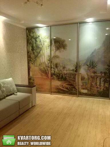 Rent out 2-room apartment. Одесса,  Говорова Маршала — photo 1