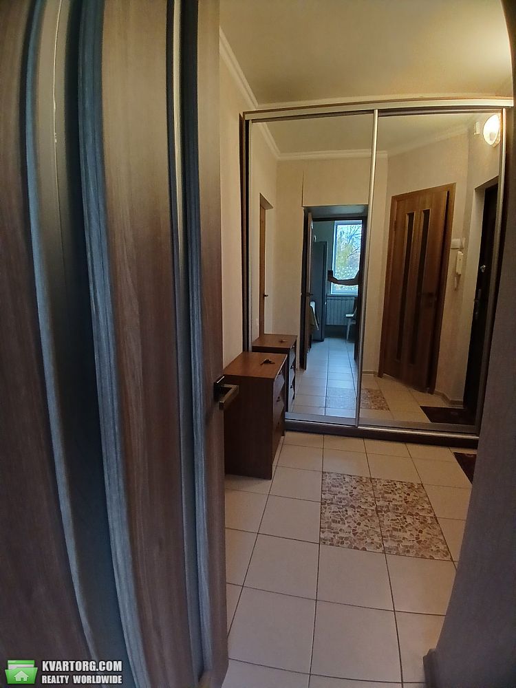 Rent out 1-room apartment. Киев,  Демиевская — photo 4