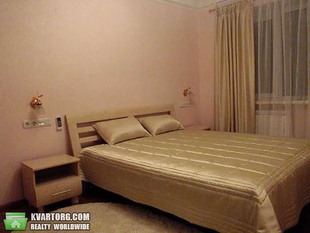 Rent out 3-room apartment. Киев,  Соломенская — photo 4