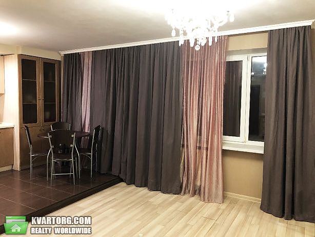 Rent out 3-room apartment. Киев, Левандовского — photo 1