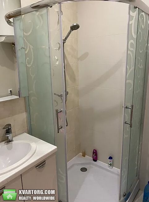 Rent out 1-room apartment. Киев,  Донца — photo 9