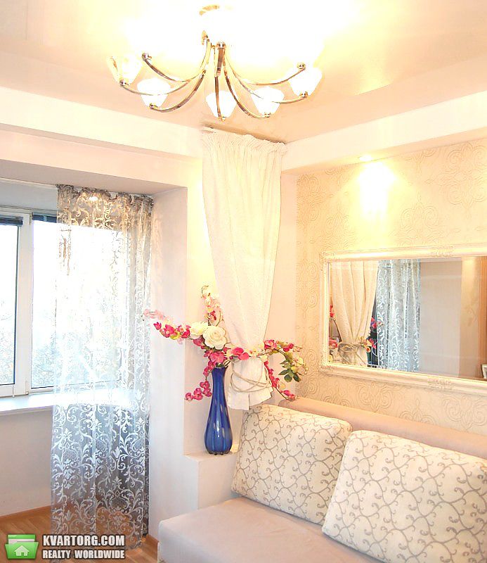 Rent out 1-room apartment. Киев,  Ольжича — photo 2