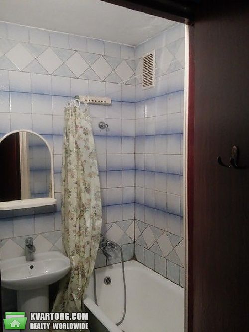 Sell 3-room apartment. Киев,  Чаадаева — photo 4